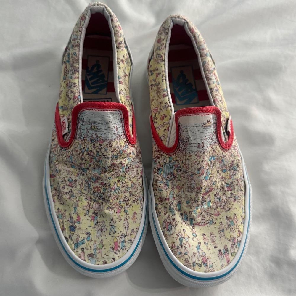 Wheres Waldo Special Edition Vans Classic Slip-On Beach Scene Mens 7.5/Womans 9